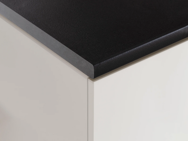 Küchenarbeitsplatte – Moderne 38 mm Arbeitsplatte in Vulkanisch-Schwarz-Optik