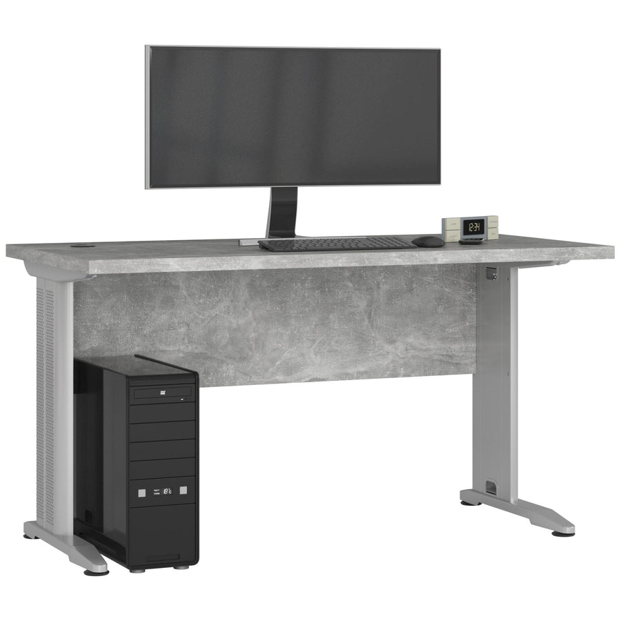 Schreibtisch – moderner Computer Schreibtisch mit Metallbeinen und großer Arbeitsfläche