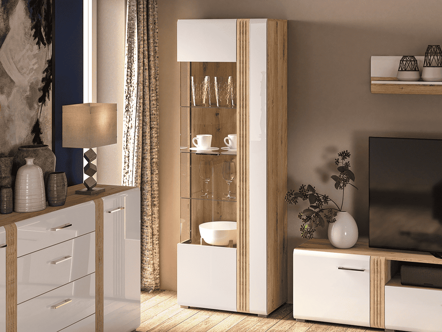 Vitrine – ADAGIO 02 – Elegantes Design mit moderner LED-Beleuchtung
