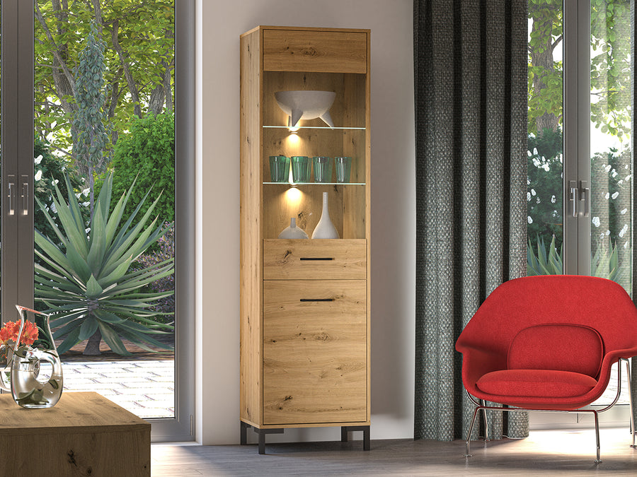 Vitrine – NEVIO – Moderne Standvitrinen mit Holzoptik und Glaselementen