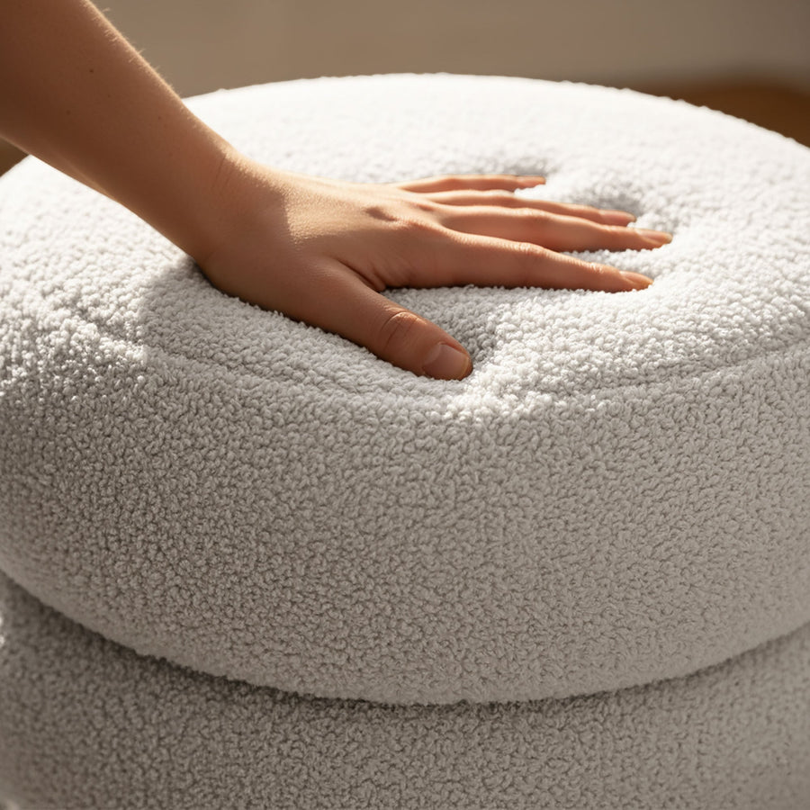Sitzhocker – SNUGGO – Weicher Teddy Hocker mit Stauraum im modernen Design