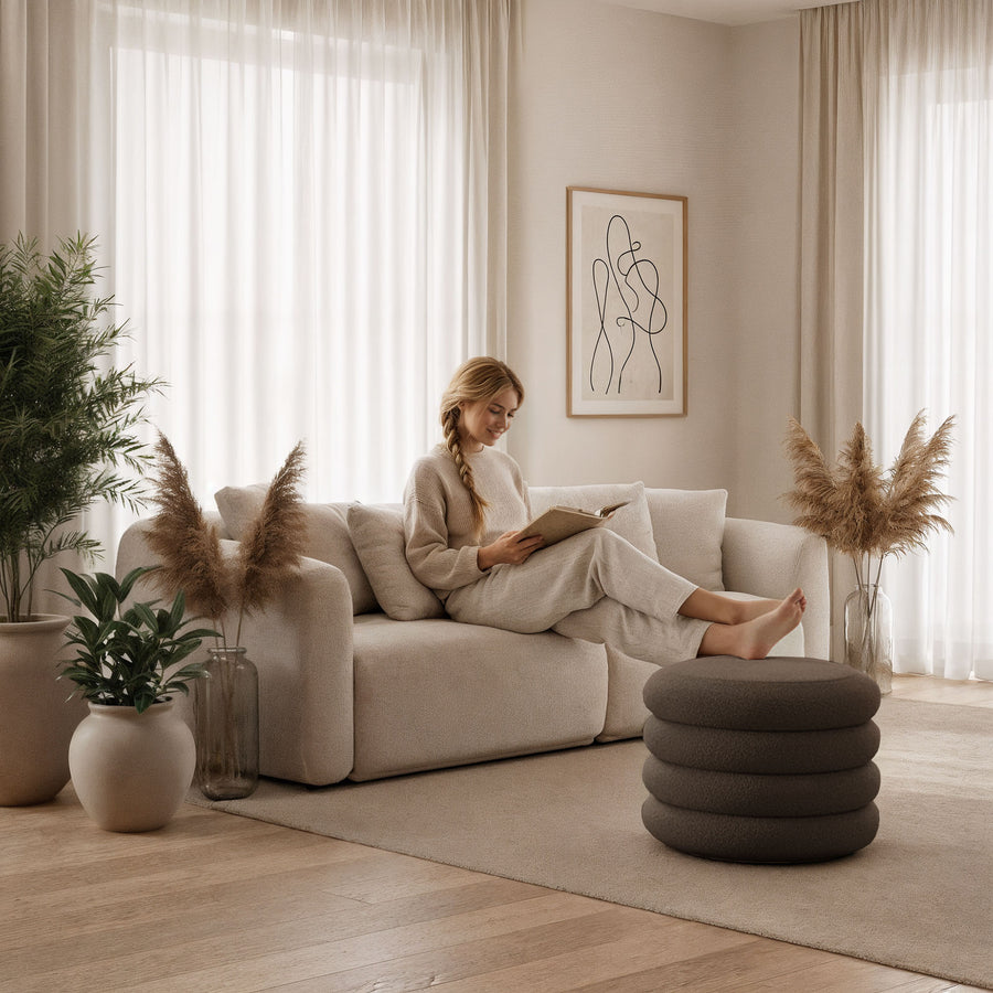 Sitzhocker – MOLLIS – Weiches Design mit praktischer Funktion