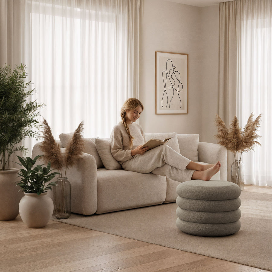 Sitzhocker – MOLLIS – Weiches Design mit praktischer Funktion