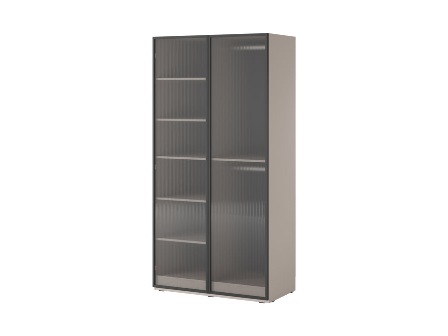 Kleiderschrank – Nordic – Moderner Drehtürenschrank mit geriffelten Glastüren und viel Stauraum