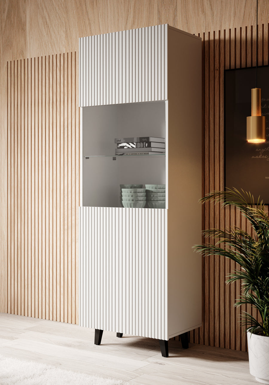 Vitrine – PAFOS I – Moderner Hochschrank mit dekorativen Fräsungen 182 cm