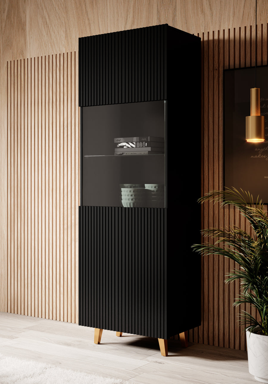 Vitrine – PAFOS I – Moderner Hochschrank mit dekorativen Fräsungen 182 cm