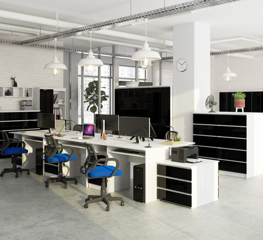 Schreibtisch – CLP – Großzügige Arbeitsfläche für Homeoffice & Gaming