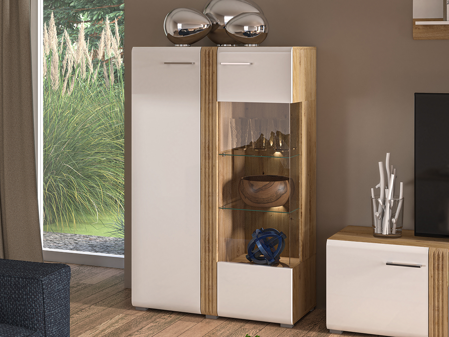 Vitrine – ADAGIO 03 – Elegante Kombination aus Stauraum und Präsentation