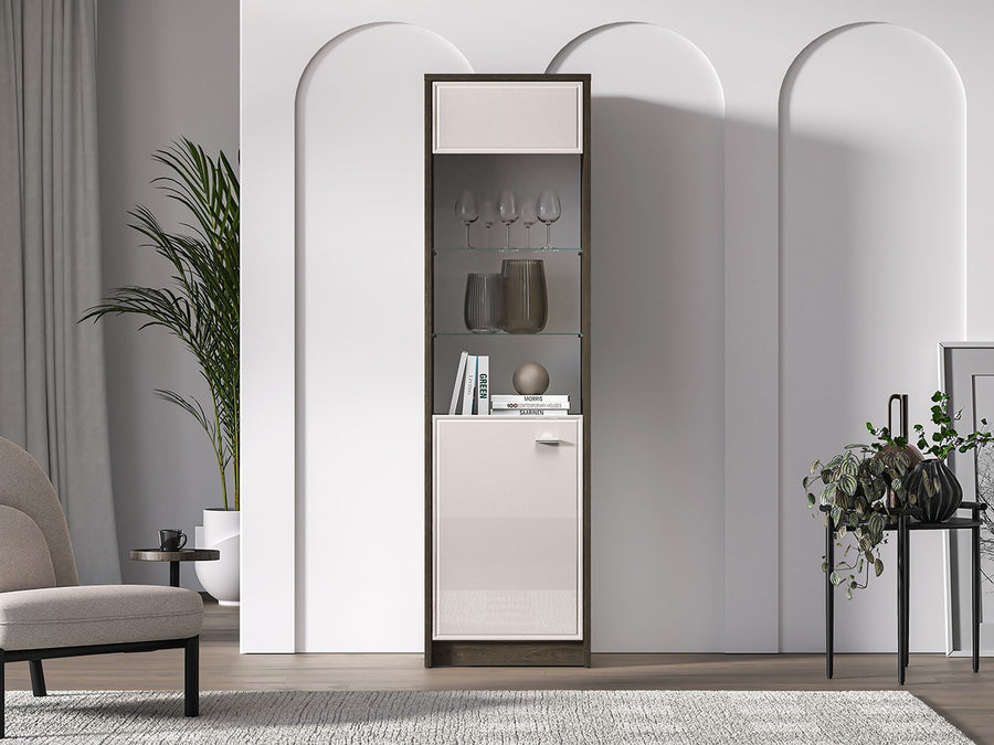 Vitrine – AVANTE 02 – Elegante Präsentation mit brillantem Hochglanz