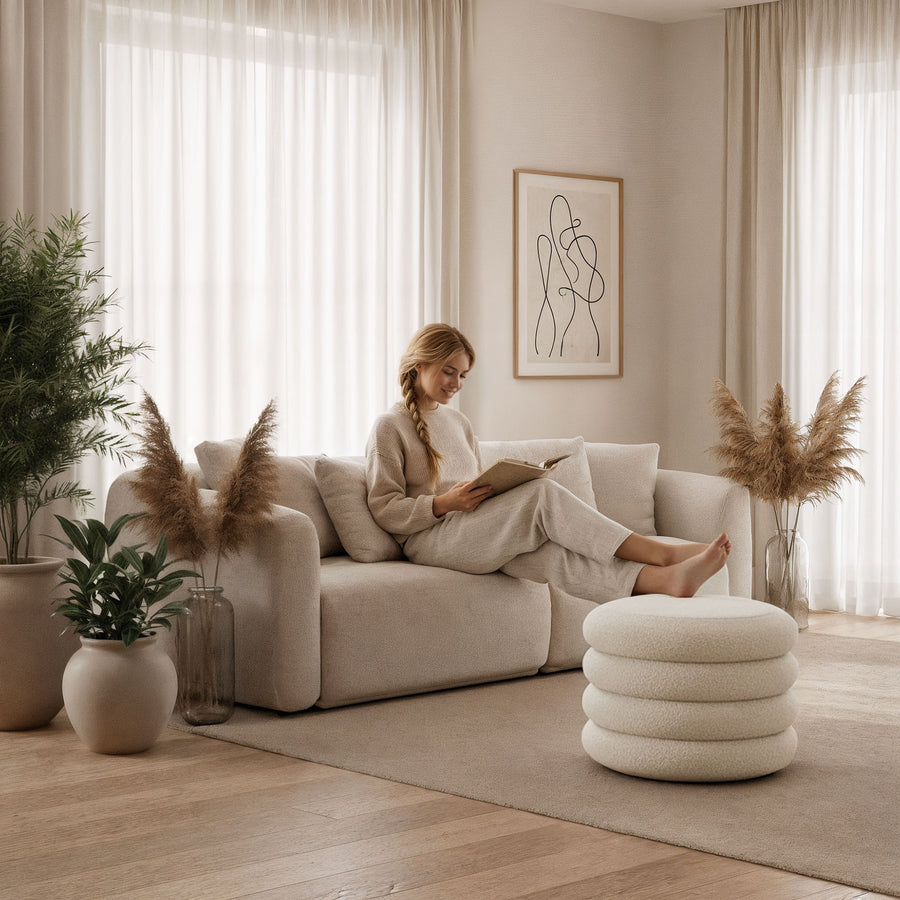 Sitzhocker – MOLLIS – Weiches Design mit praktischer Funktion
