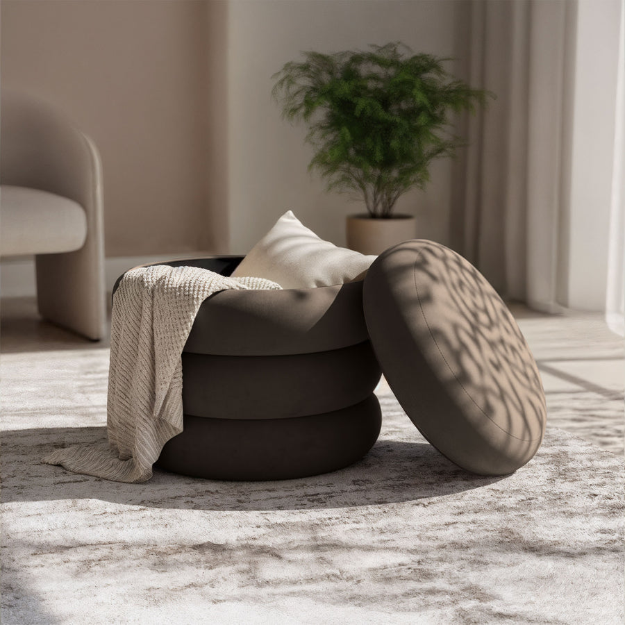Sitzhocker – SNUGGO – Eleganter Samthocker mit Stauraum im modernen Design
