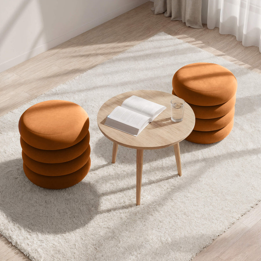 Sitzhocker – SNUGGO – Eleganter Samthocker mit Stauraum im modernen Design