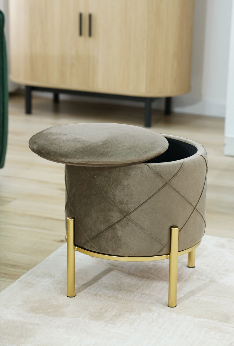 Sitzhocker – SAVANA – Elegantes Design mit praktischem Stauraum