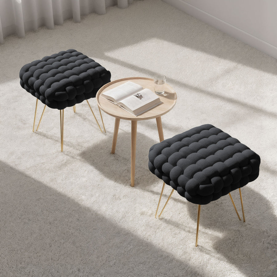 Sitzhocker – DOTTY – Geflochtener Samthocker im modernen Boho Stil