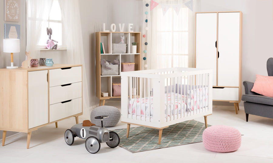Babybett – SOFIE – Sicheres Kinderbett mit mitwachsender Funktion