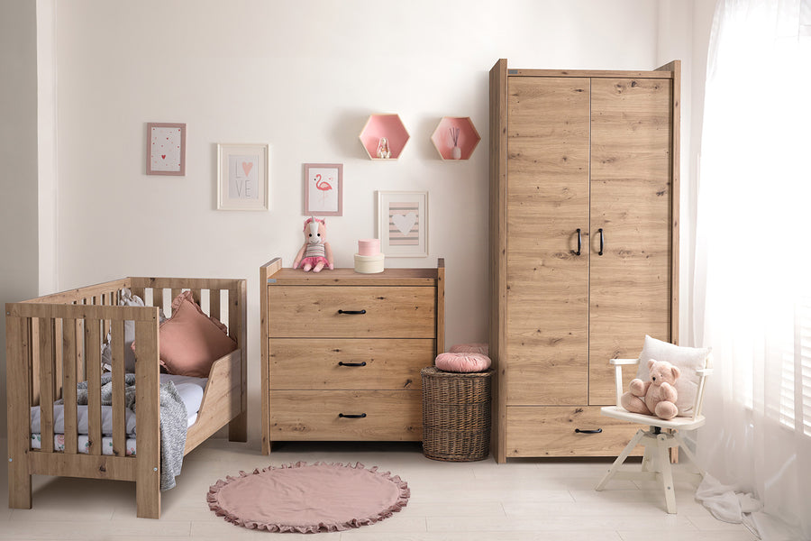 Babybett – AMELIA II – Funktionales Kinderbett mit Stauraum
